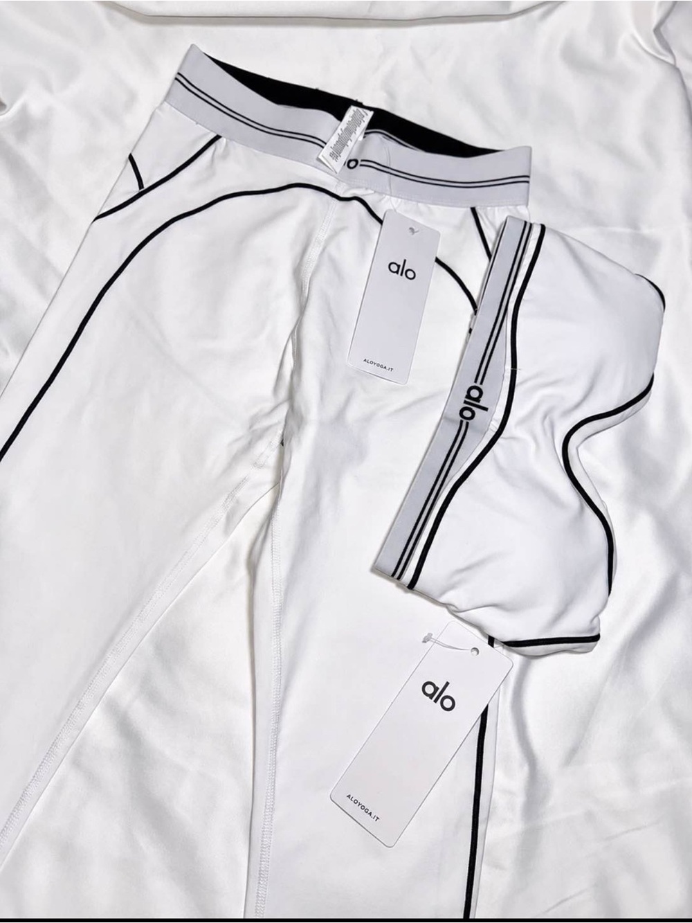 ALO Yoga White woman’s  Joggers with Black Contrast Piping